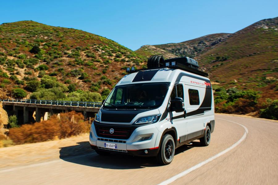  Fiat Ducato 4x4 Expedition 2017 года  (фото 14 из 19)